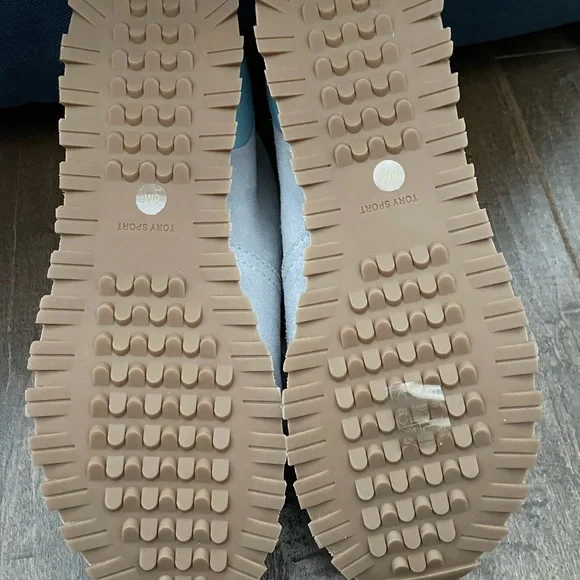 Tory Sport Light Blue Chukka Sneaker Size 8M - Picture 3 of 8